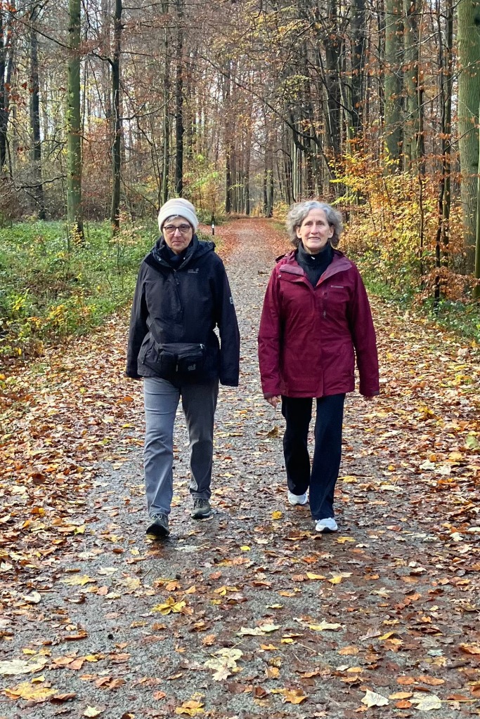 photo of Dominique and Jo Anne walking